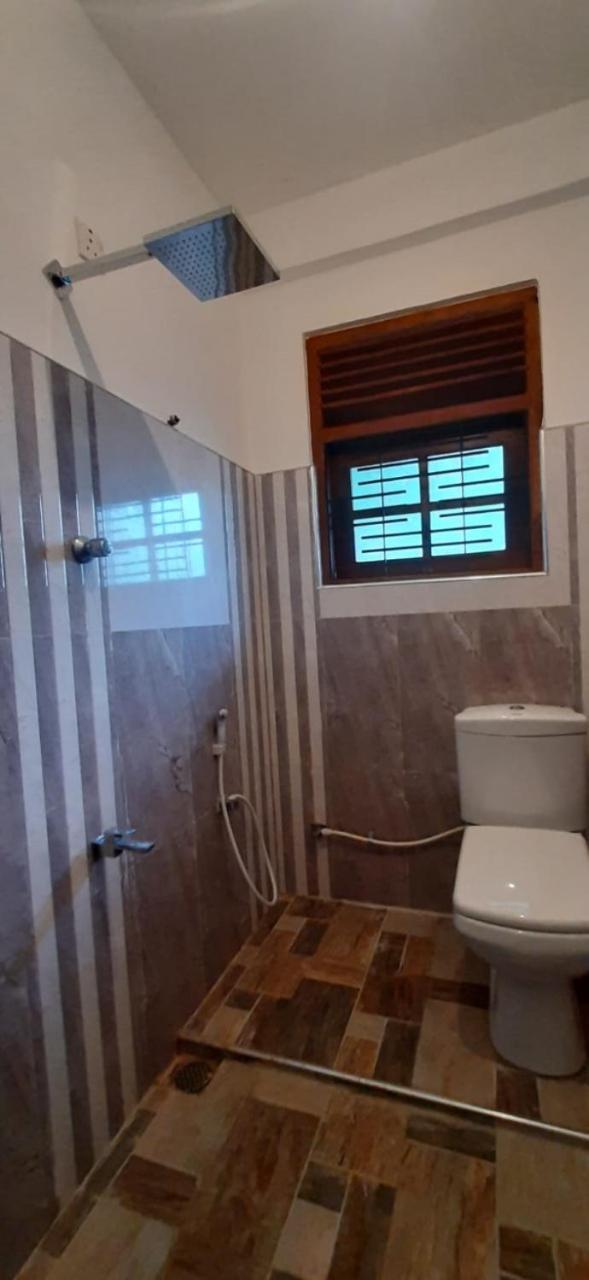 Silverline Guest House Анурадхапура Екстериор снимка
